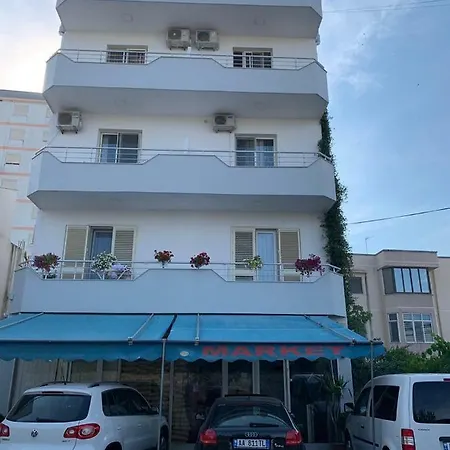Cami Πανσιόν *